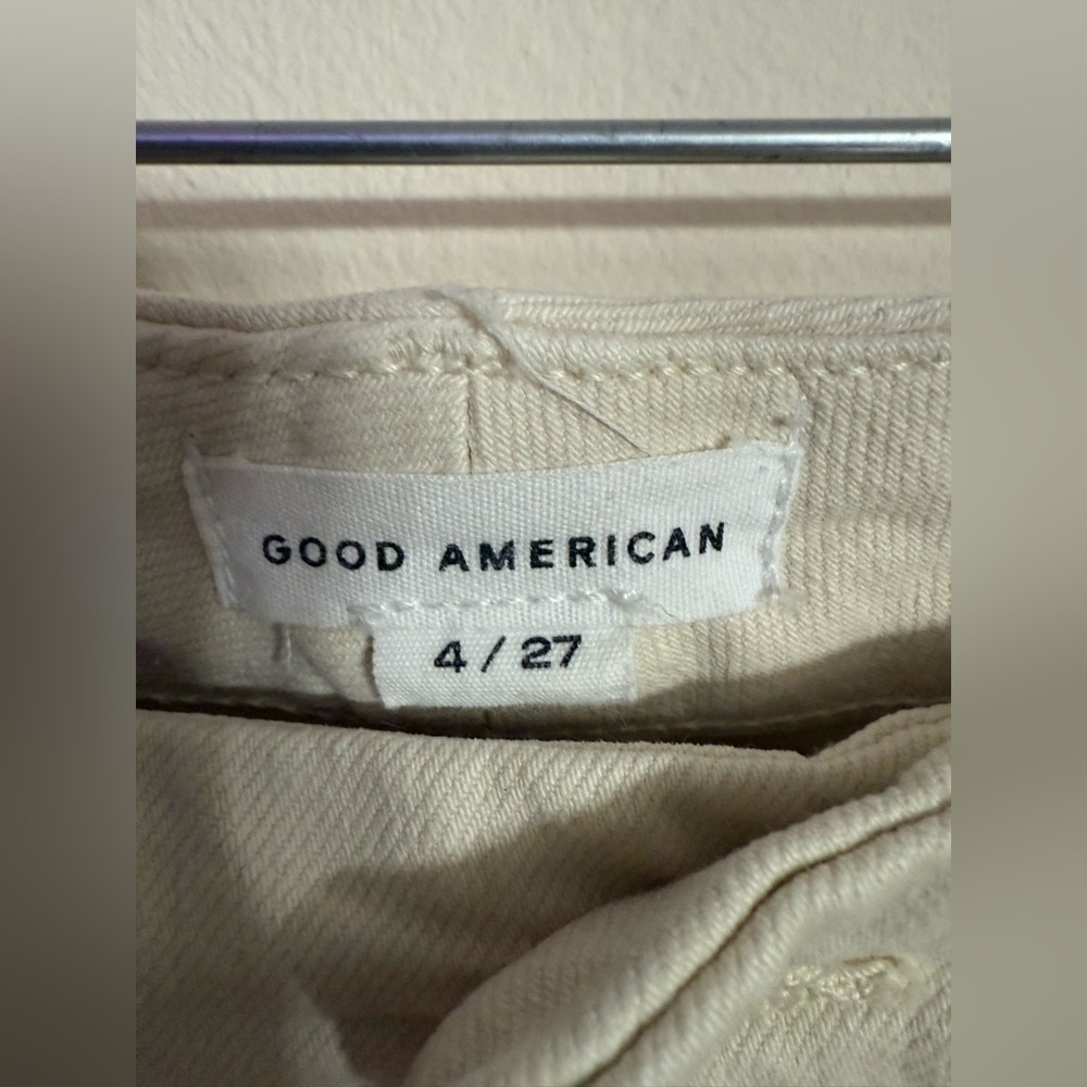 Good American Classic Good Legs Crop Mini Boot Bone 001 Jeans Women's Size 4/27 - Picture 3 of 5